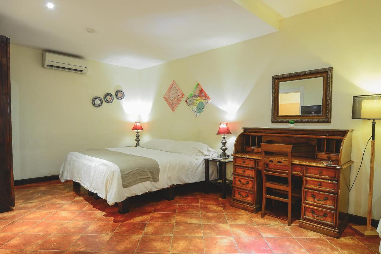סן חוזה Hotel Luisiana מראה חיצוני תמונה