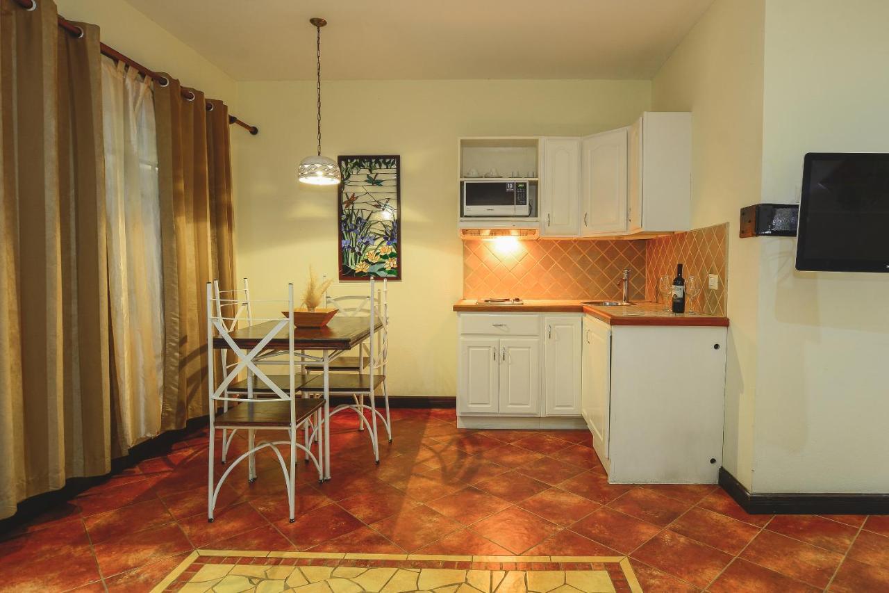 סן חוזה Hotel Luisiana מראה חיצוני תמונה